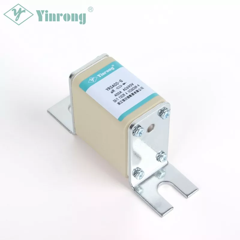 690V DIN ब्लेड स्क्वायर बडी हाई स्पीड फ्यूज
